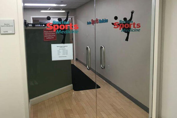 Boston_Sports_Medicine_Somerville_MirrorDoors